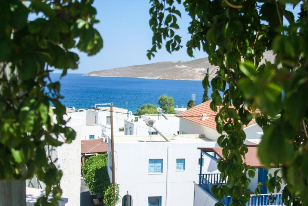 George Apartments Livadia (Tilos) Exterior foto