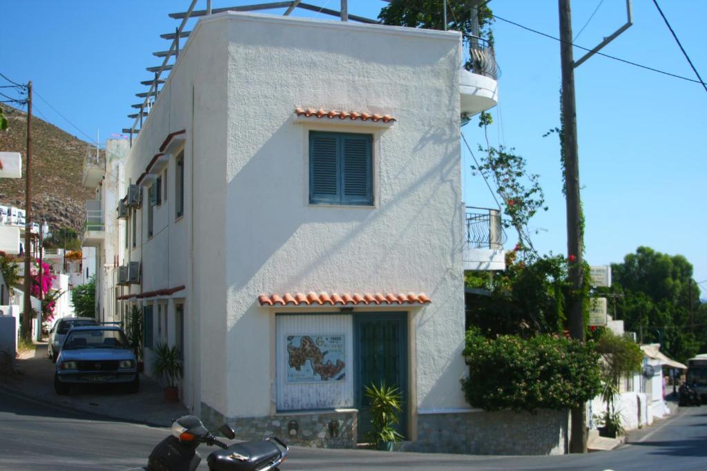 George Apartments Livadia (Tilos) Exterior foto